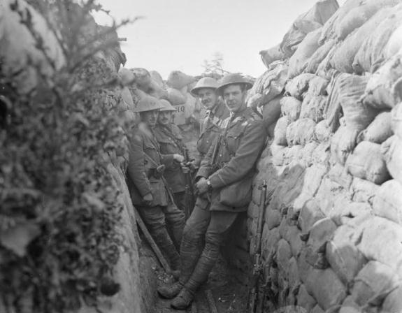 Battle-of-Albert.-Officers-of-the-Royal-Engineers-in-a-communication-trench.-1st-July-1916.